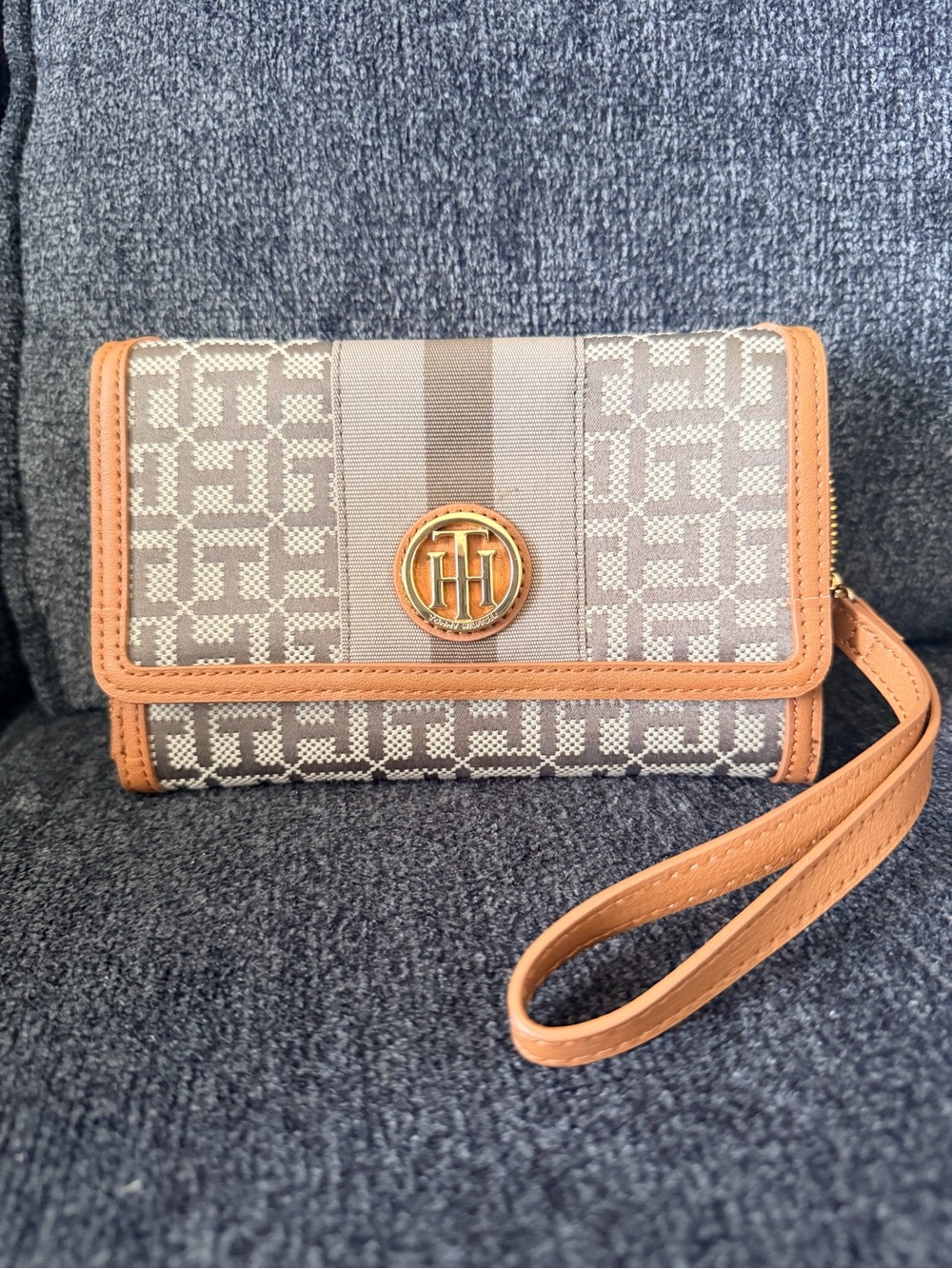 Tommy Hilfiger Beige and Tan Logo Wristlet Clutch with Gold Emblem